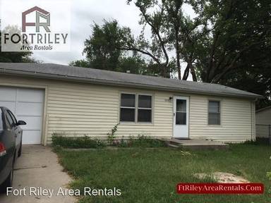 Main picture of 1609 Custer Rd