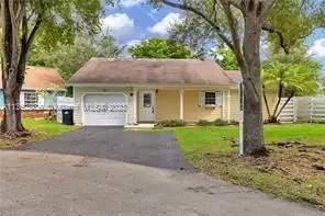 Main picture of 14917 SW 141st Pl