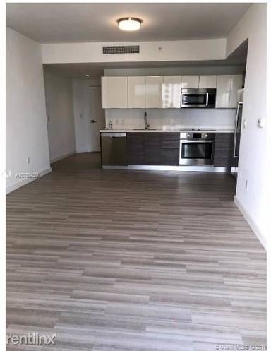 Main picture of Brickell Ten