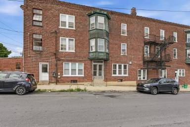 Main picture of 910 S 7th St