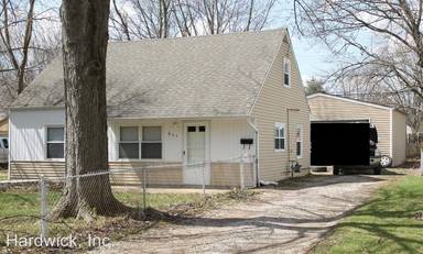 Main picture of 855 Dimson Dr E