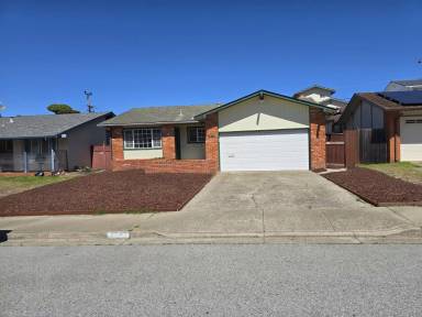 Main picture of 2695 Shannon Dr