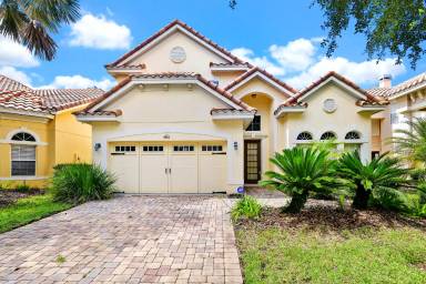 Main picture of 6882 Dolce St