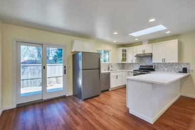 Main picture of 125A Eaton Villa Pl