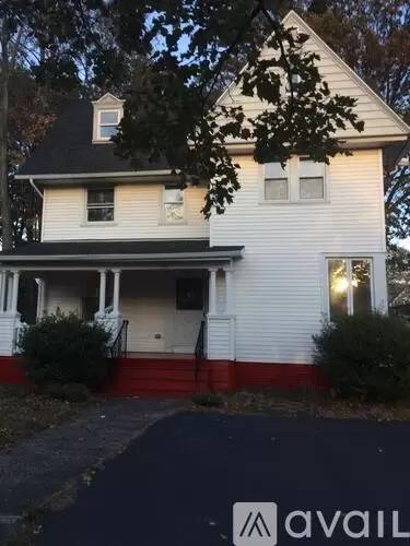 Main picture of 591 Washington Ave