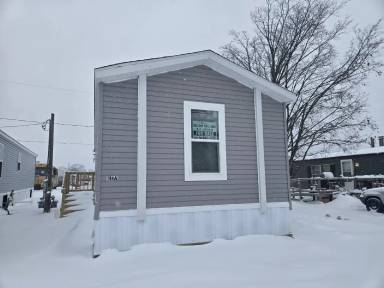 Main picture of 135 A St