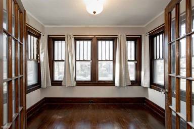 Main picture of 4182 Burns St