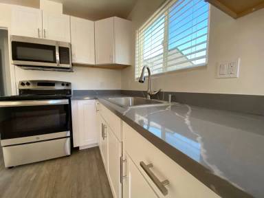 Main picture of 1301 Darwin St