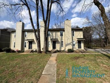 Main picture of 9006 Mahogany Row SE