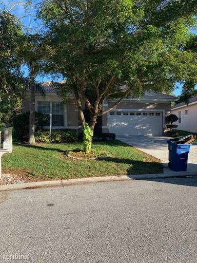 Main picture of 9806 Casa Mar Cir