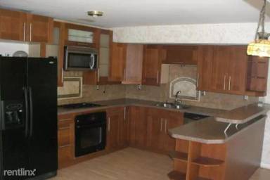 Main picture of 18036 Driftwood Ct
