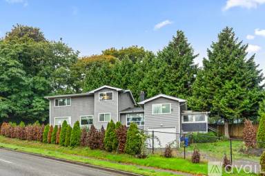 Main picture of 9234 3rd Ave SW