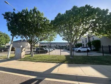 Main picture of 8416 Springfield Ave