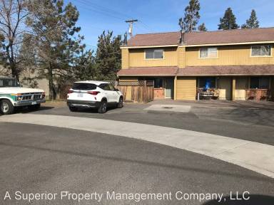 Main picture of 112 SE Cleveland Ave