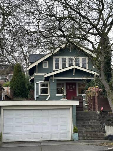 Main picture of 335 23rd Ave E