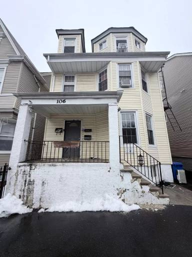 Main picture of 106 N 16th St
