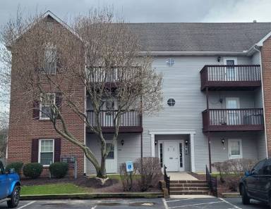 Main picture of 101 N Caroline Pl