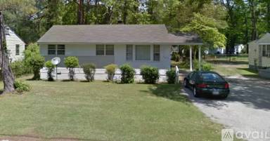 Main picture of 2211 Ivy Rd