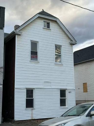 Main picture of 1205 Victoria Ave