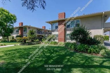 Main picture of 1001 W Huntington Dr