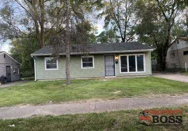 Main picture of 5649 E 13th Pl