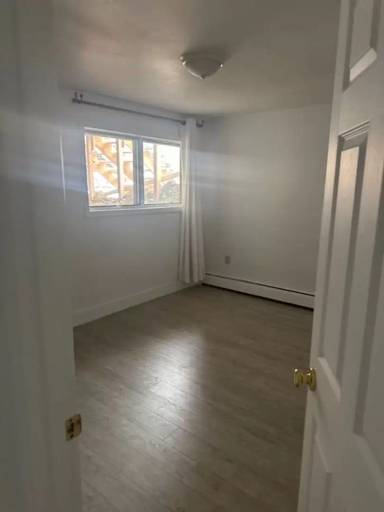 Main picture of 1212 S Pinecrest Dr