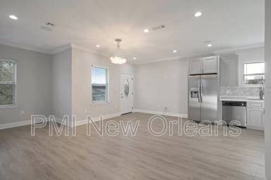 Main picture of 2234 Bienville St