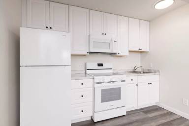 Main picture of 580 Mesa Blvd
