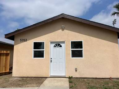 Main picture of 5352 Warren St