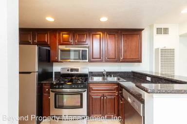 Main picture of 3927 Nobel Dr