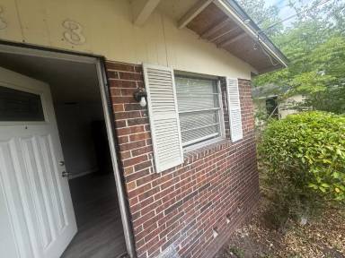 Main picture of 2693 W 25th St