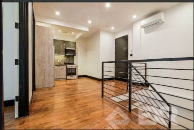 Main picture of 340 Irving Ave