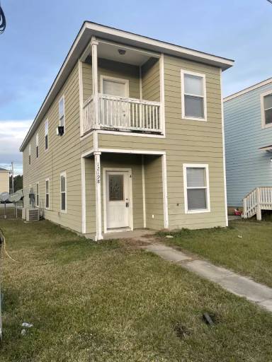Main picture of 12198 Prudie St