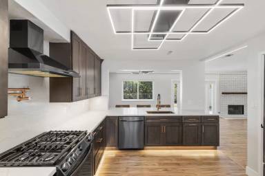 Main picture of 3106 Avenida Christina