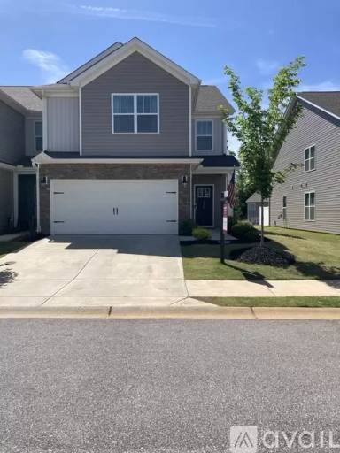 Main picture of 320 Cub Ct