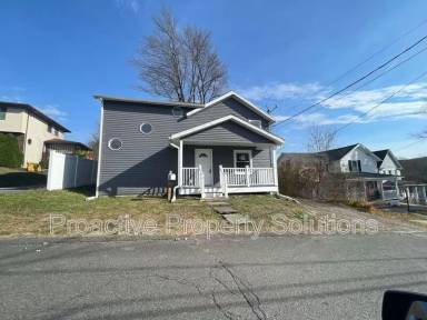 Main picture of 969 Throop St