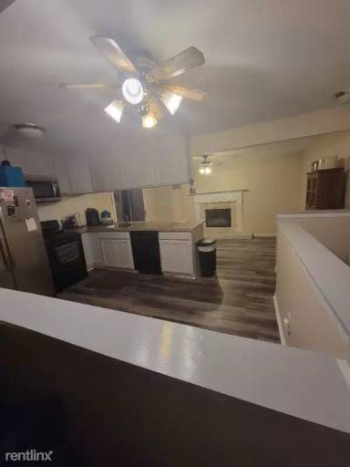 Main picture of 20975 Catalano St