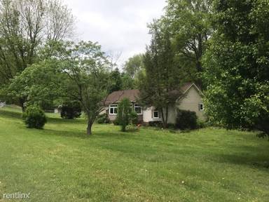 Main picture of 101 Fawn Ct