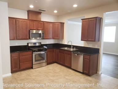 Main picture of 675 Mission de Oro Dr
