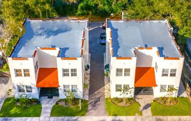 Main picture of 310 E Lambright St
