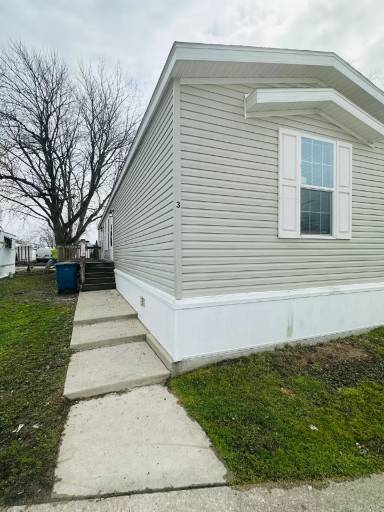 Main picture of 14139 Western Ave