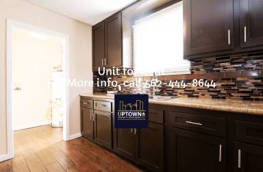 Main picture of 2117 W 103rd Pl