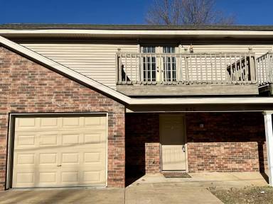 Main picture of 830 W Melmar Dr