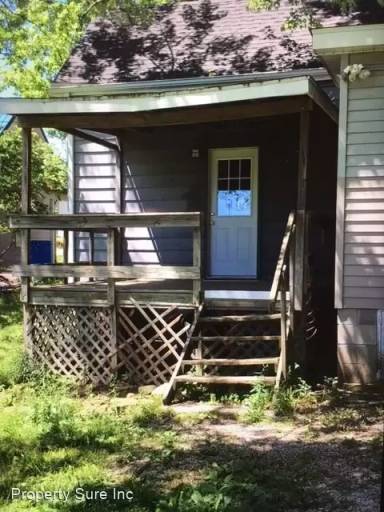 Main picture of 406 1/2 17th St