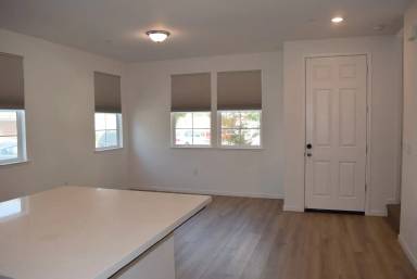 Main picture of 2938 Nantes Walk