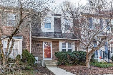 Main picture of 847 Stockbridge Dr
