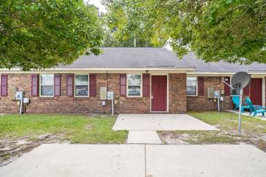 Main picture of 120 Marlene Dr