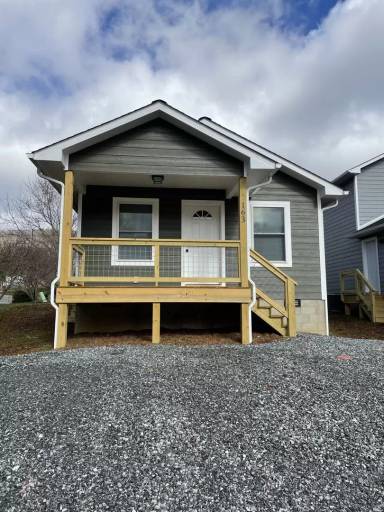 Main picture of 163 Delmar St