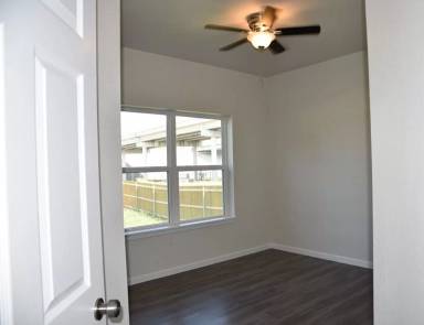Main picture of 1602 N McDonald Ave