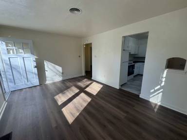 Main picture of 2205 Montgomery Ln